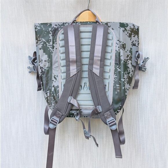 Skog A Kust Gray BackSak Waterproof Backpack - Picture 2 of 12